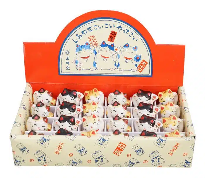 Cat figure - lucky cats - 3 cm (per piece)
