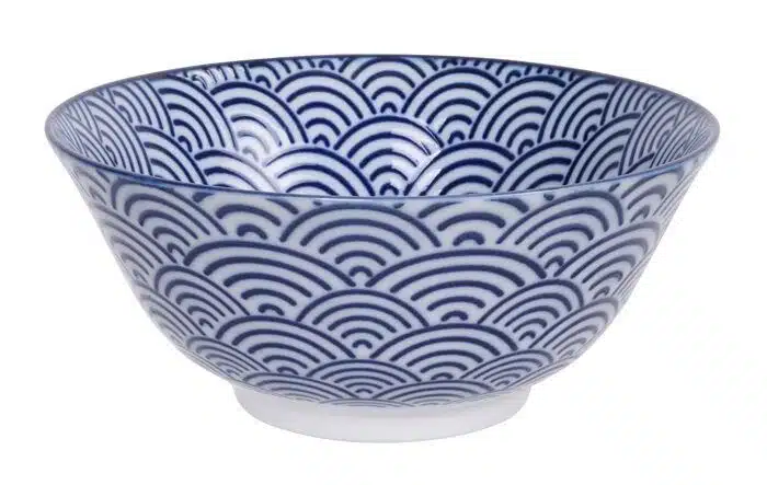 Blue / White Bowl Waves - Nippon Blue - 15.2 x 6.7 cm 500 ml