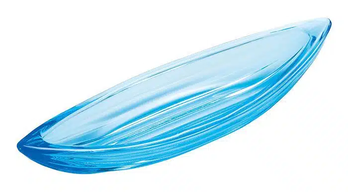 Blue glass bowl - 16.2 x 2.3 cm