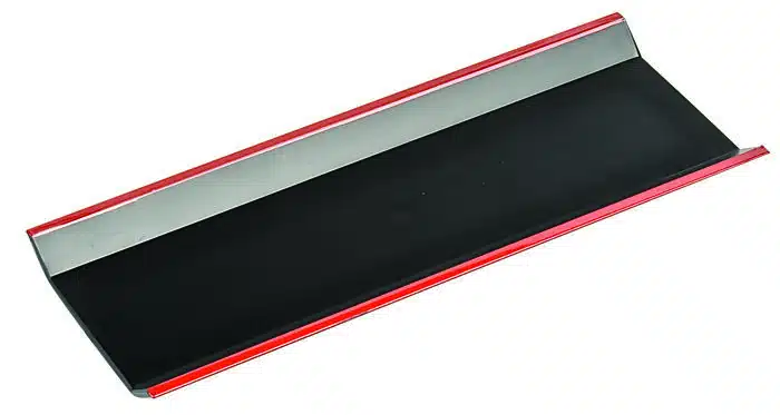 Black / Red towel sheet
 - Lacquerware - 18 x 7,4 cm