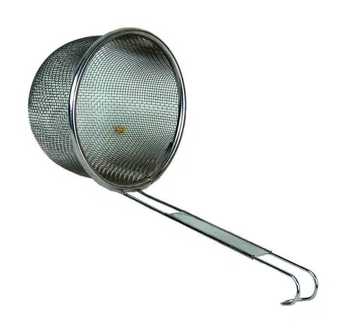 Deep steel sieve - 12 x 9 cm