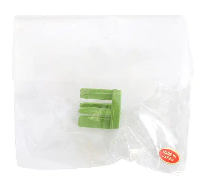 Green spare parts vegetable peeler