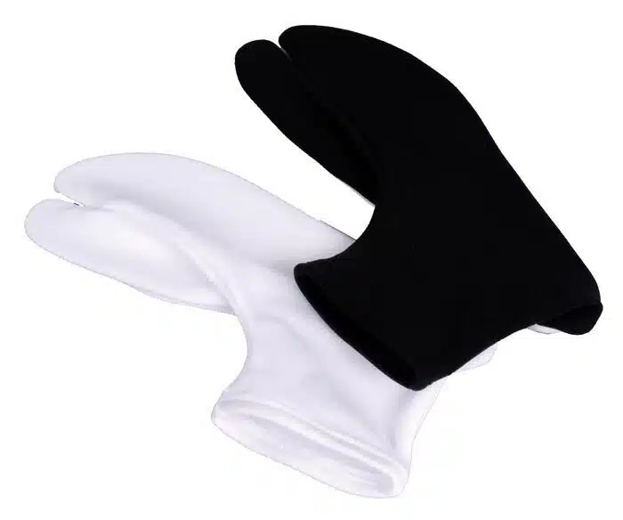 White KY Tabi Stretch Shoes - 27.5 cm (L)