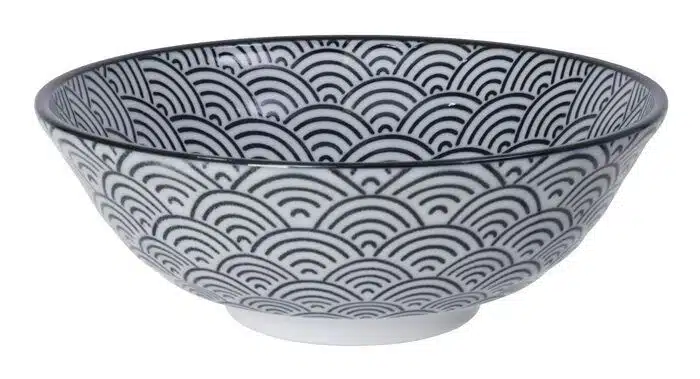 Black / White Bowl with Waves - Nippon Black - 21 x 7.8 cm 1000 ml