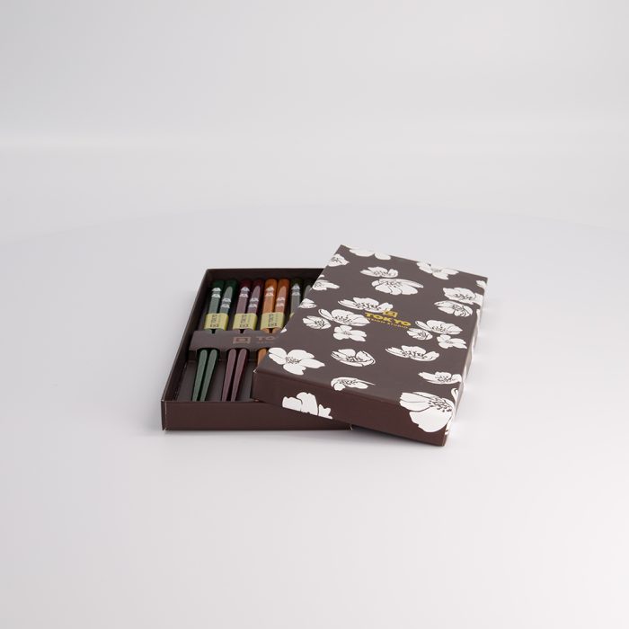 Tokyo Design Studio- Eetstokjes Cadeau Set- Hout Zwart Witte Bloem - Image 4