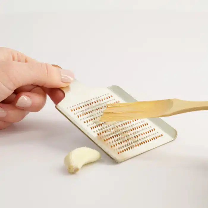 Bamboo Kitchen Brush for Baking and Cooking - Image 5