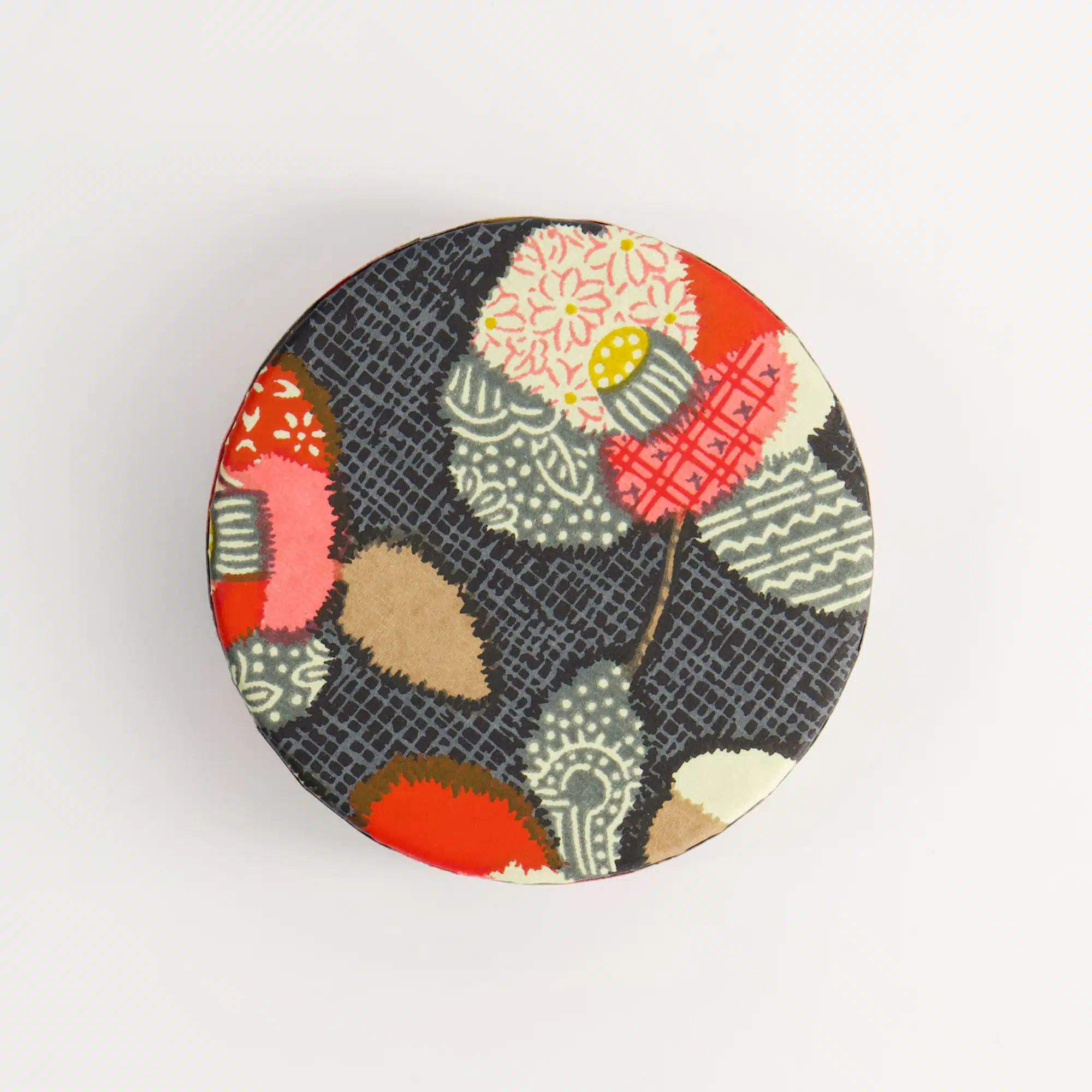 Tokyo Design Studio - Matcha with Botan Tea Container - 7.5x3.3cm - 30g - Image 3