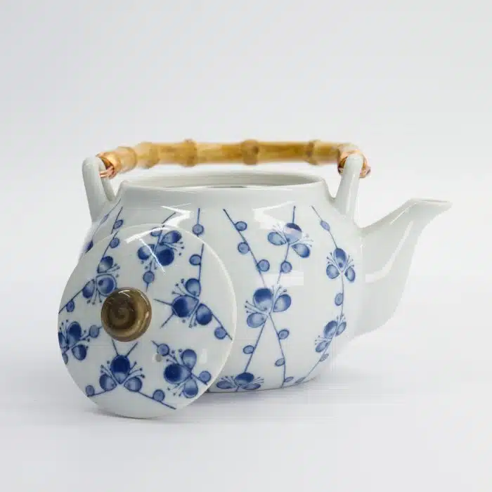Tokyo Design Studio - Teapot Cherry - Blue/White - 18.5 x 14 x 10cm - 700ml - Image 2