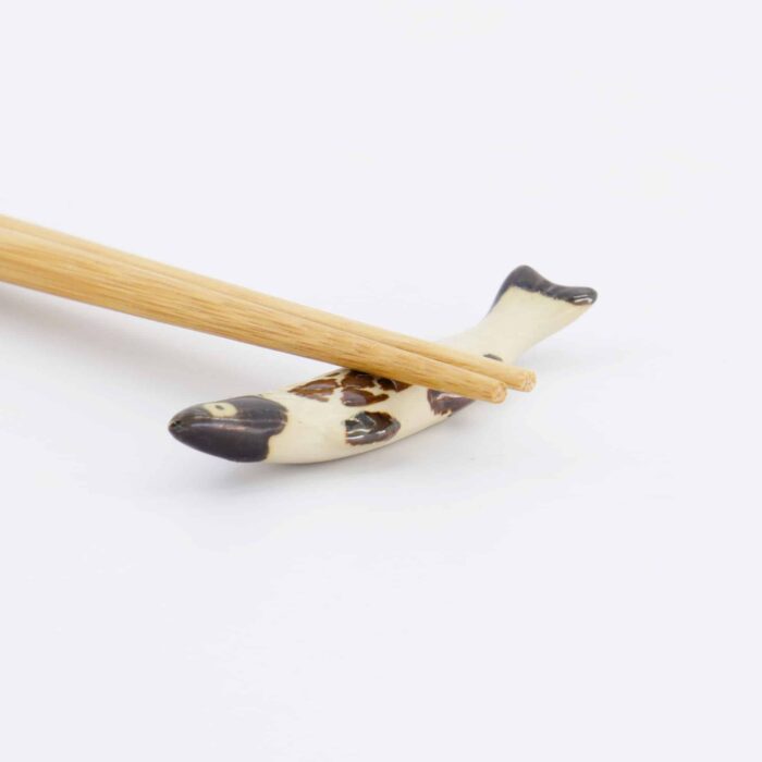 Kawaii Chopsticks Rest – Brown Fish - Image 3