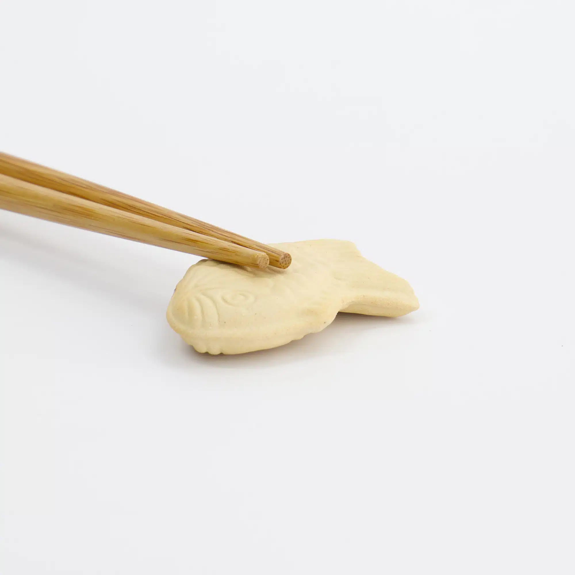 Tokyo Design Studio - Kawaii - Chopsticks Rest - Taiyaki - 5.5 x 3.5 x 1.2 cm - Image 2