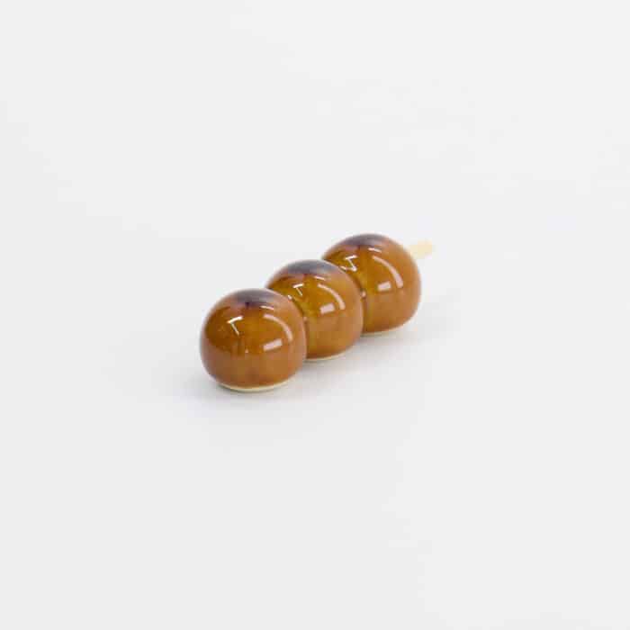 Tokyo Design Studio – Kawaii – Chopsticks Rest – Mitarashi Dango – 5x1.5x1.5cm