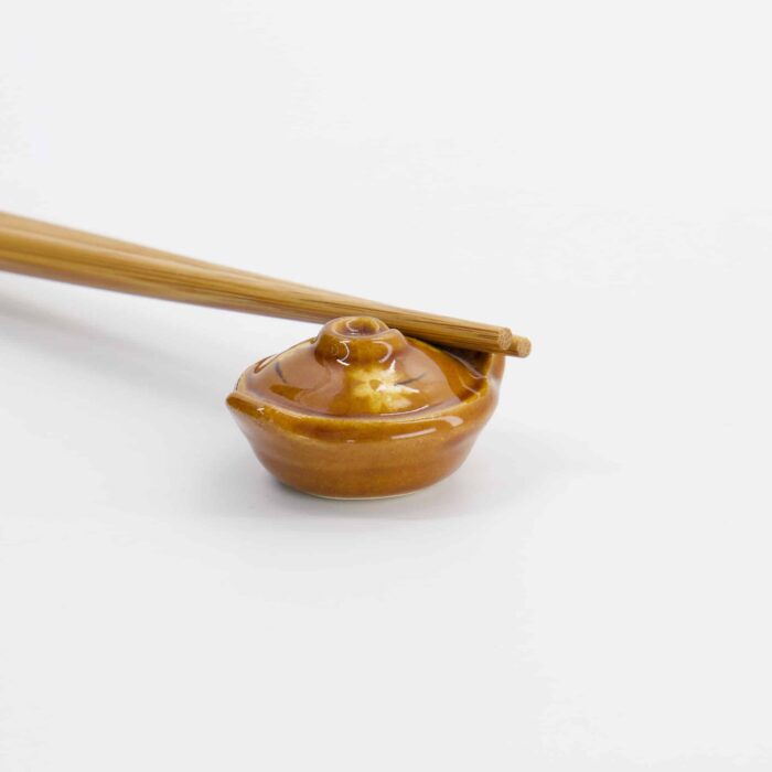 Tokyo Design Studio - Kawaii - Chopsticks Rest - Donabe Pot - 4.6x3.7x2.1cm - Image 3