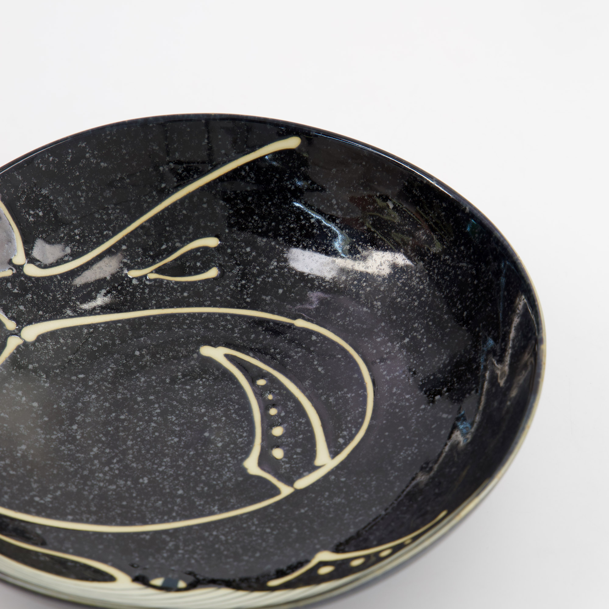 Tokyo Design Studio - Kawaii - Pasta Plate - Black Whale - 20.8x5.2 cm - Image 4